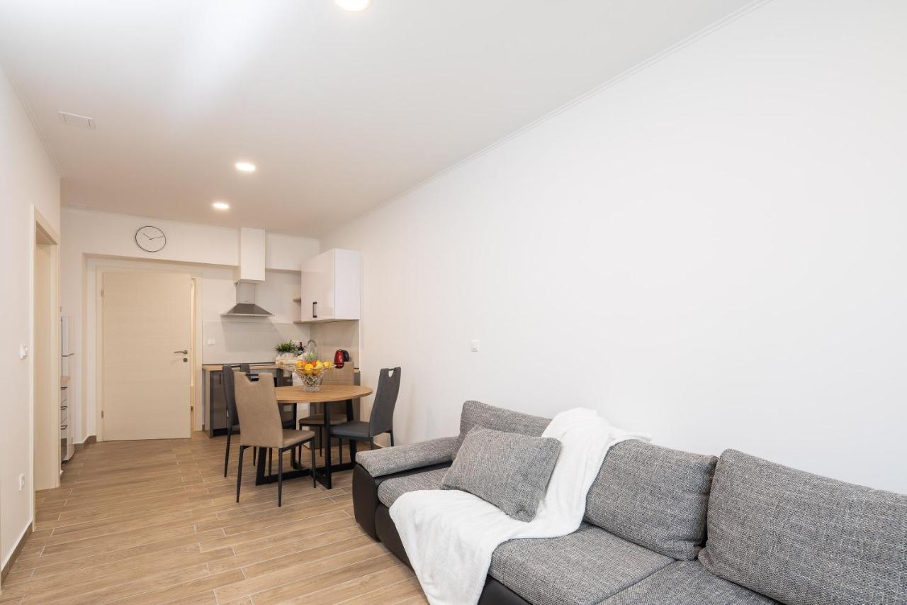 Direct Beach Apartments Jesenice  Dış mekan fotoğraf