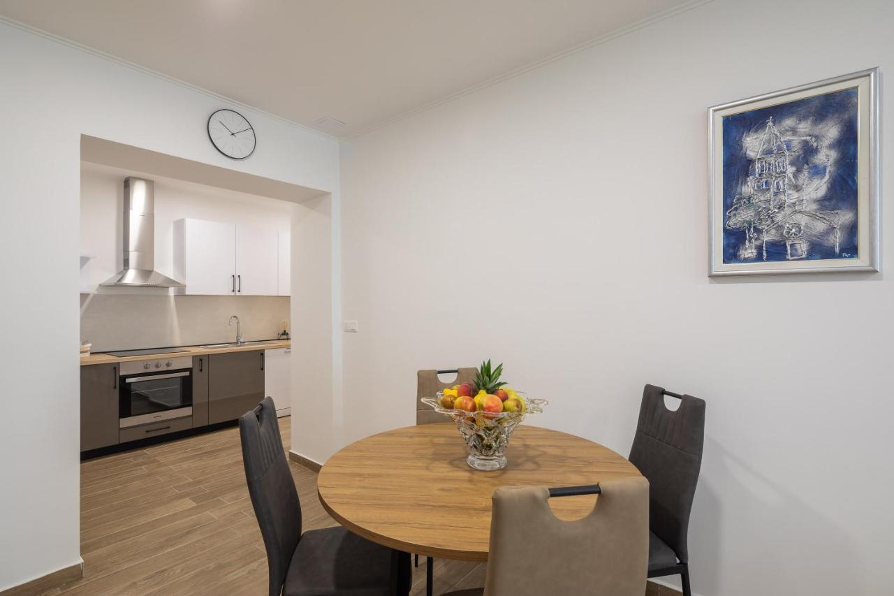 Direct Beach Apartments Jesenice  Dış mekan fotoğraf