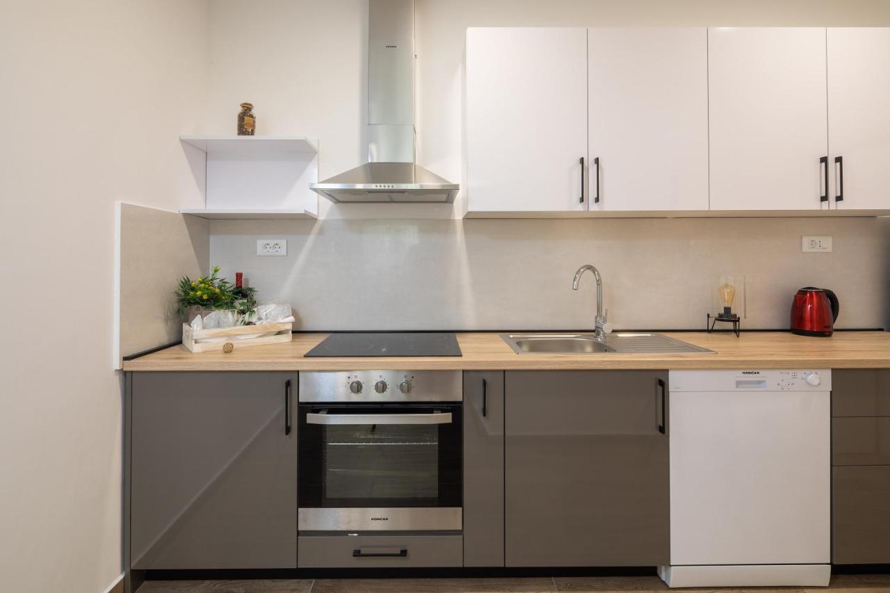 Direct Beach Apartments Jesenice  Dış mekan fotoğraf