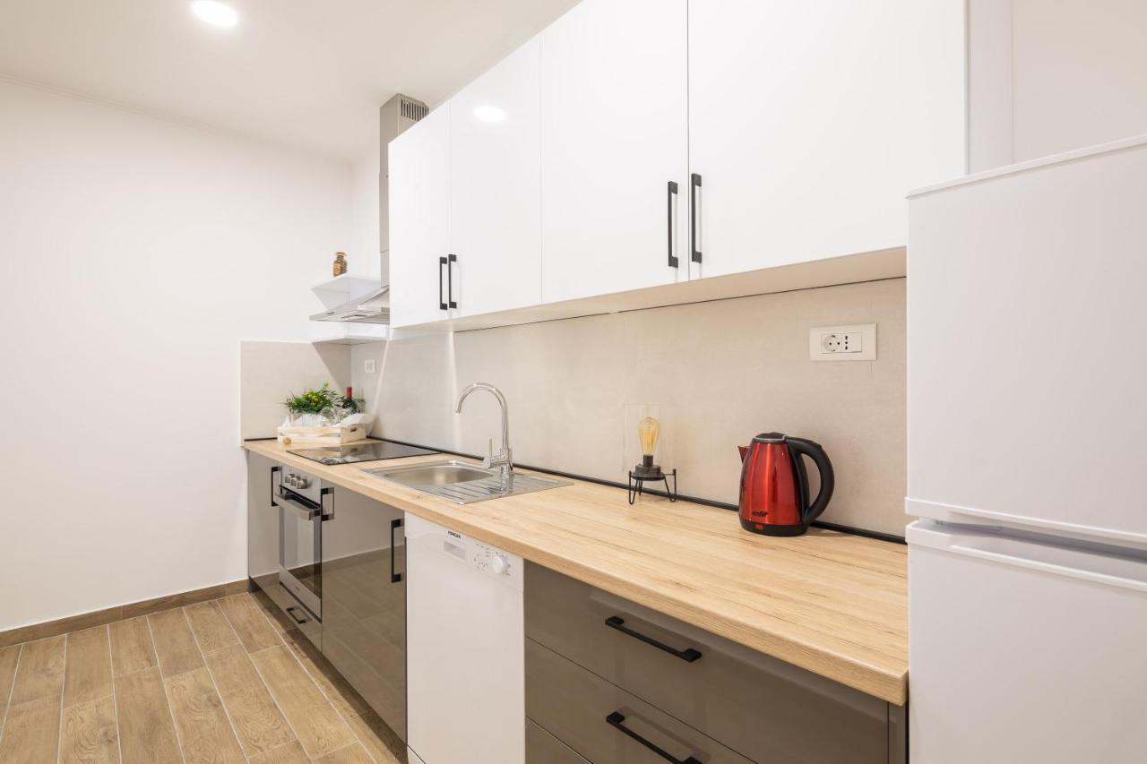Direct Beach Apartments Jesenice  Dış mekan fotoğraf